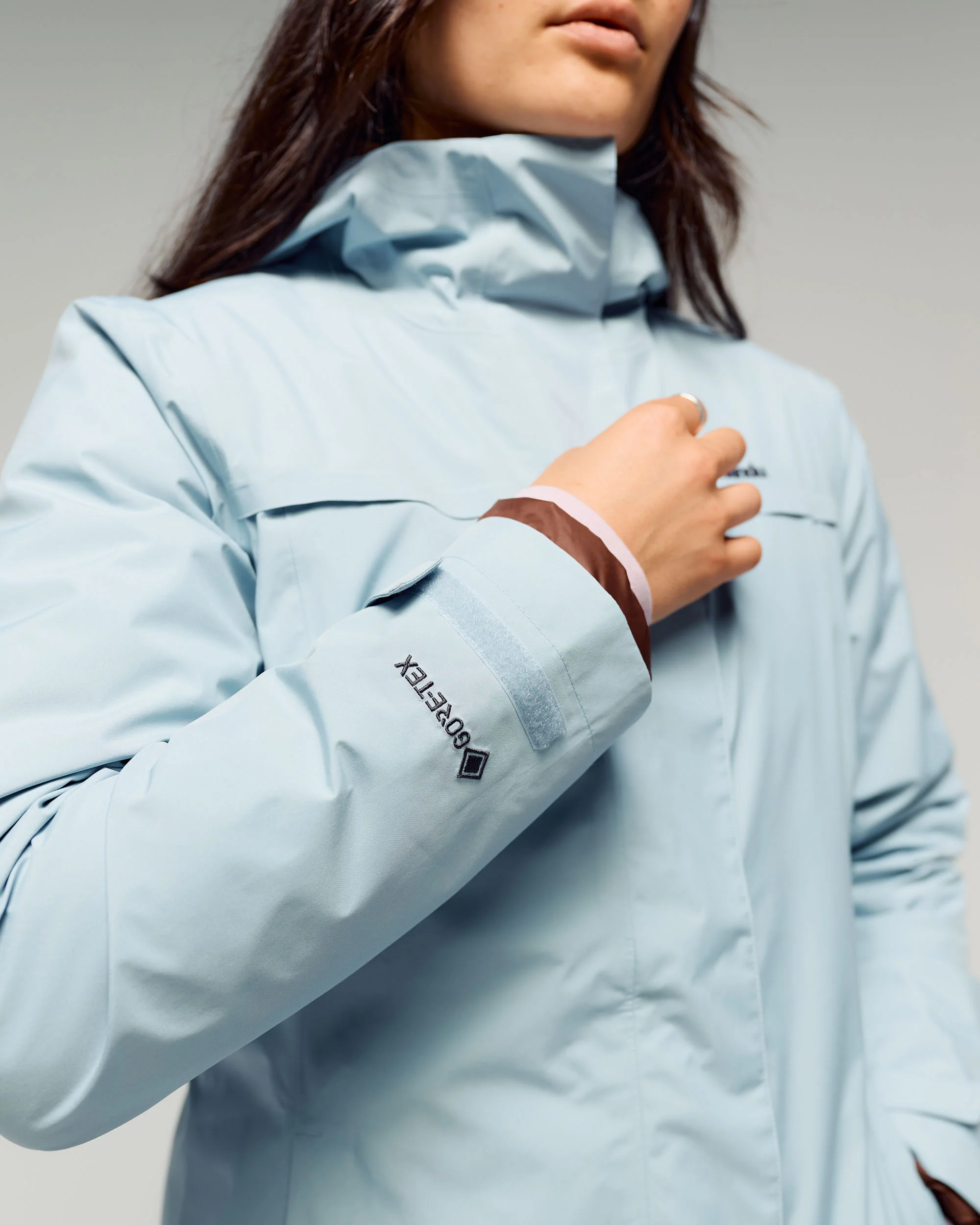 Women's Bealey 2L GORE-TEX Rain Jacket v3 - Tech Blue - Image 3