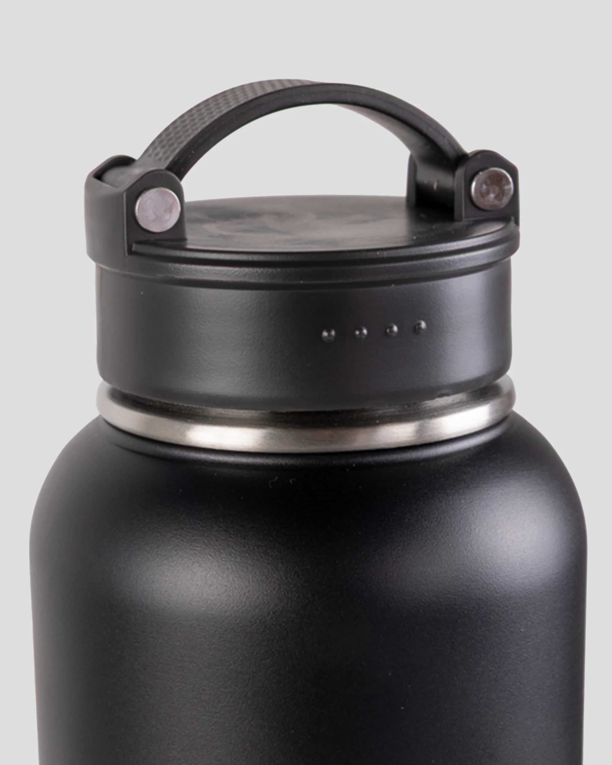 Coast To Coast - Carry Handle Insulated 1.2L Drink Bottle - Black Stingray - Image 4