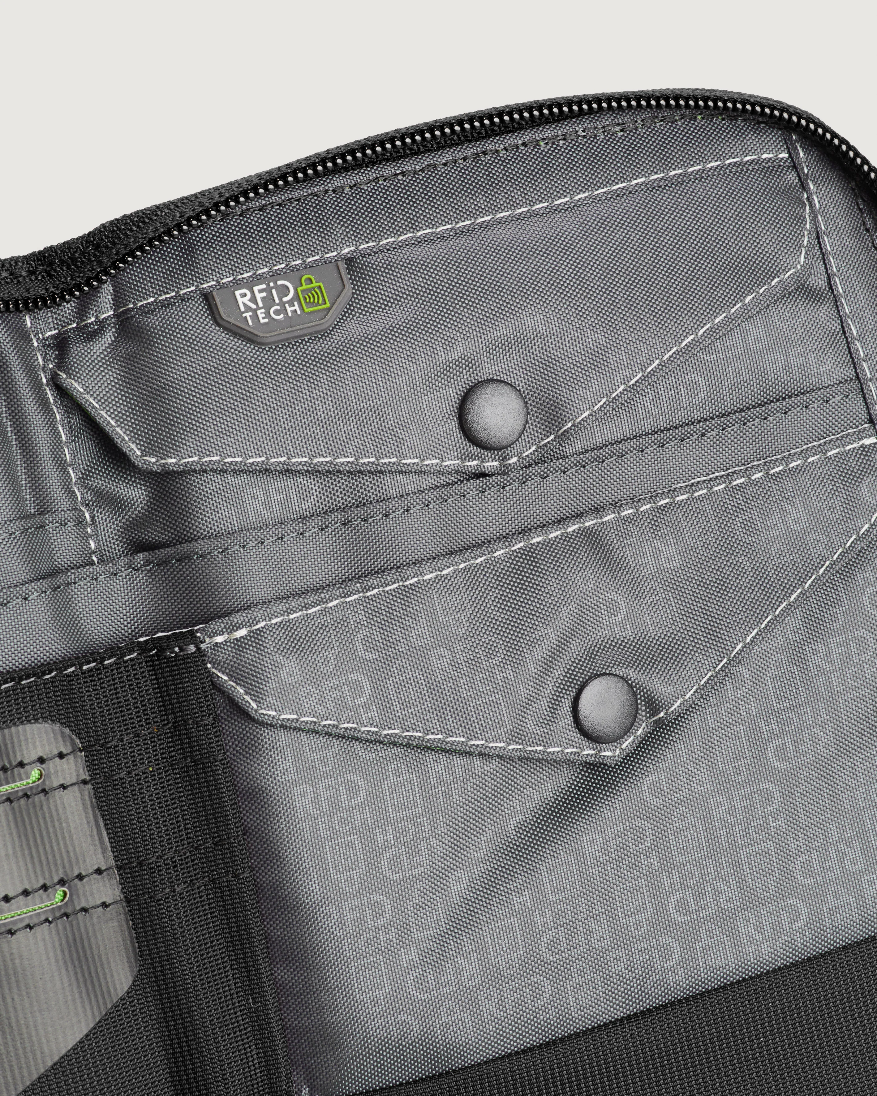 Small Departure RFIDtech Wallet - Black - Image 3