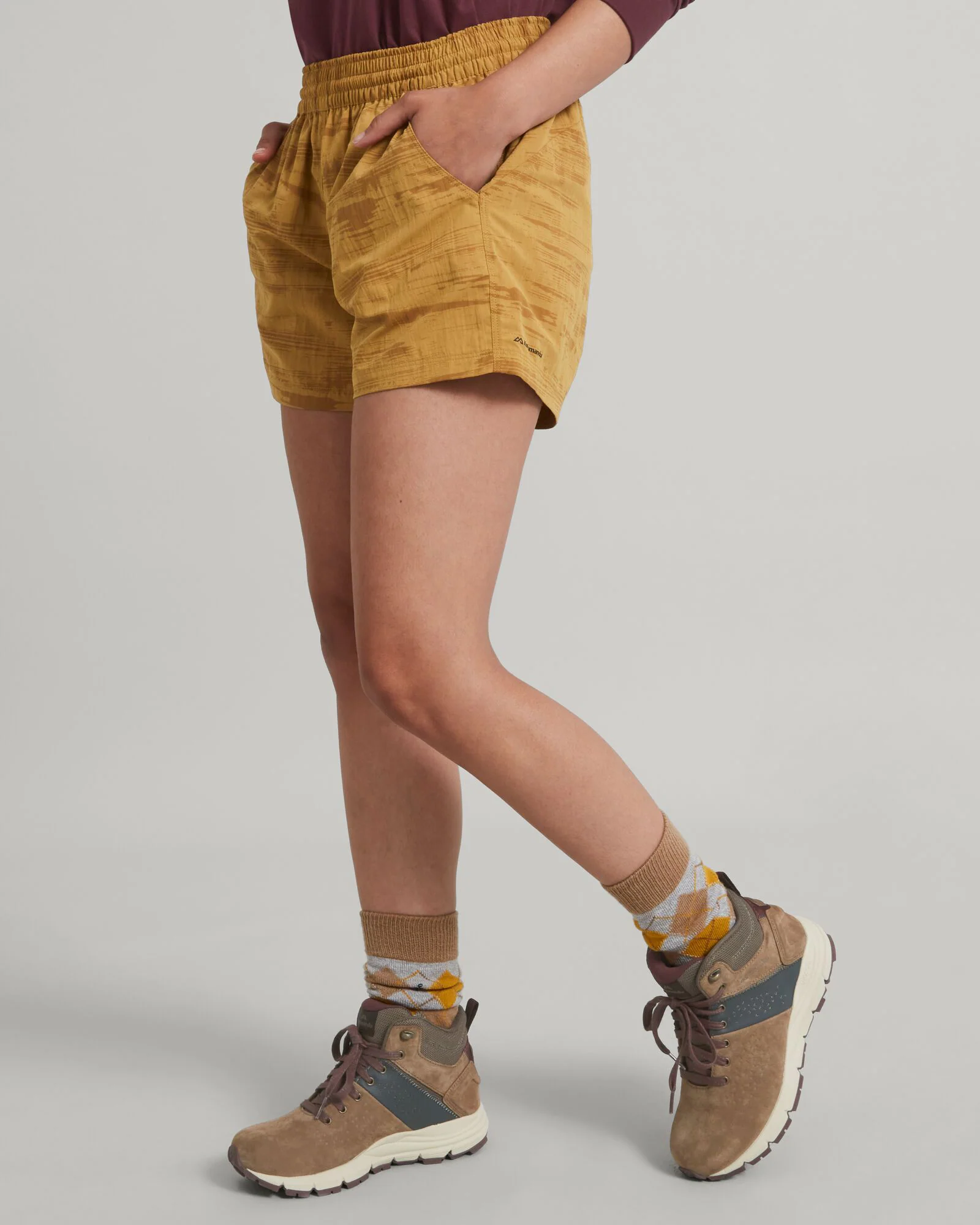 Women's EVRY-Day 4 inch Shorts - Dijon Traverse Print - Image 3