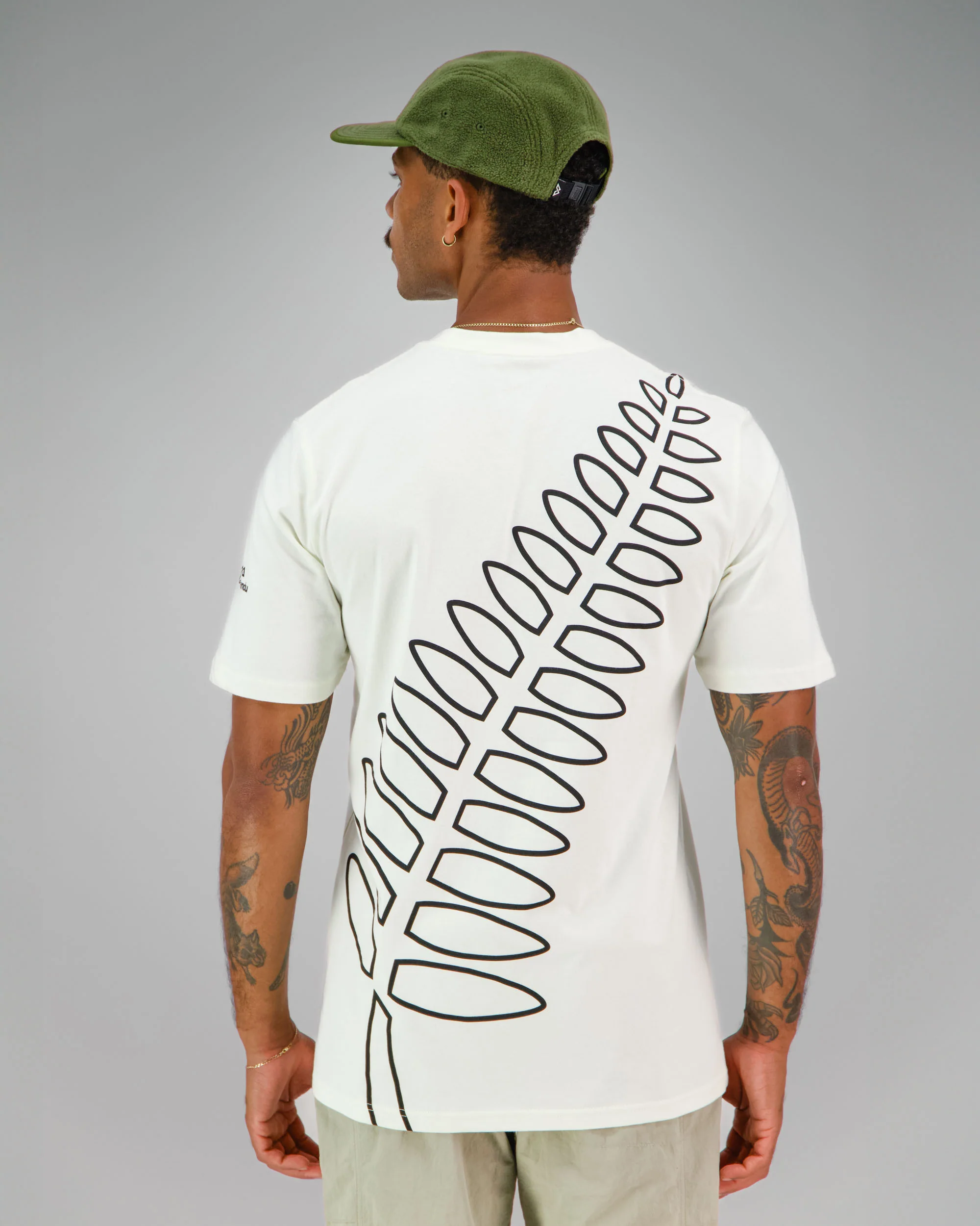 Men's Relaxed T-Shirt - SPT Natural | New Zealand Team Supporters Collection - Image 3