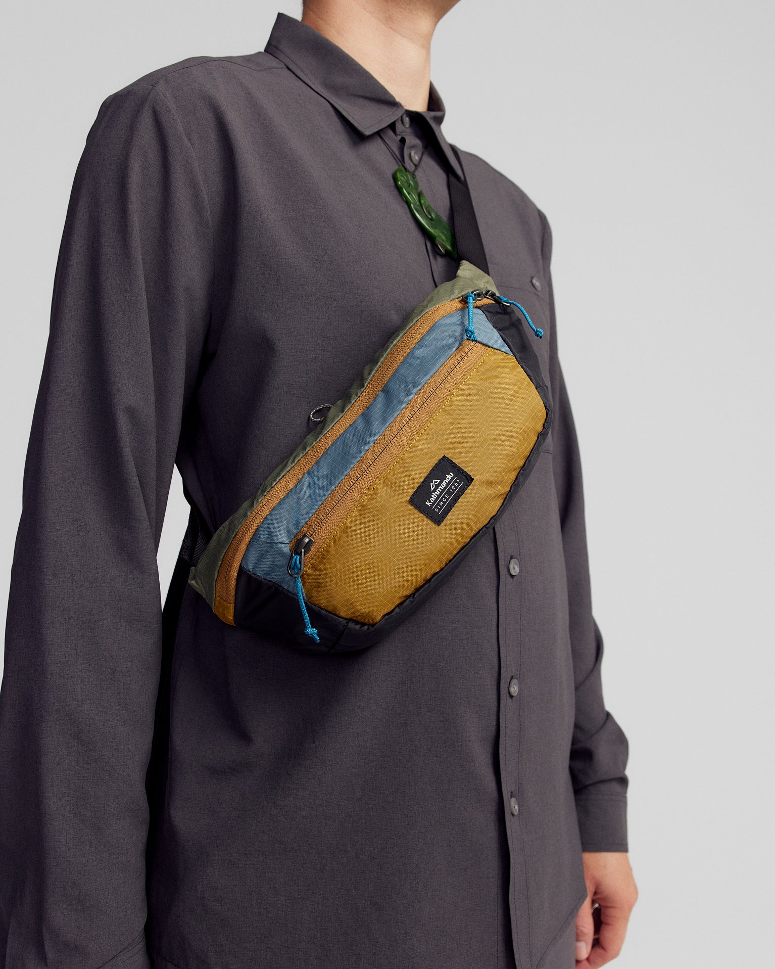 Pack&Go Crossbody Pouch - Golden/Washed Blue - Image 5