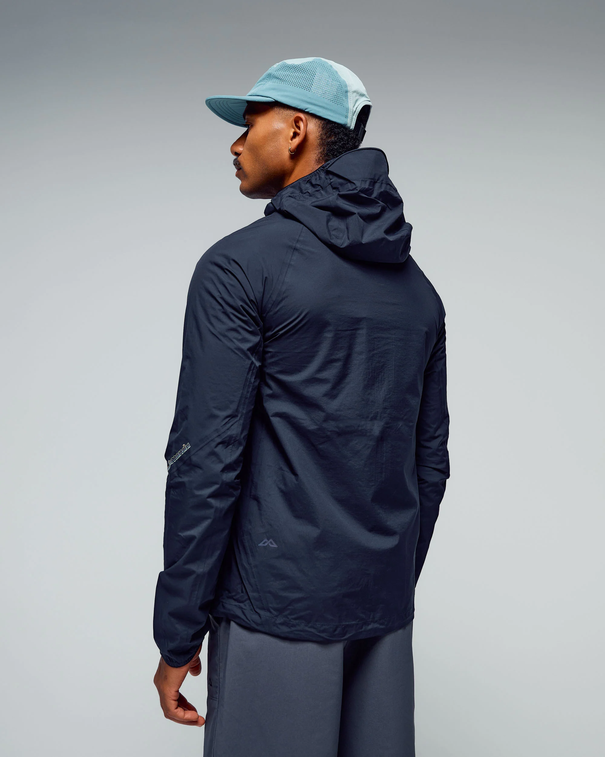 Men's Seeker 2.5L Rain Jacket - Black Stingray - Image 3