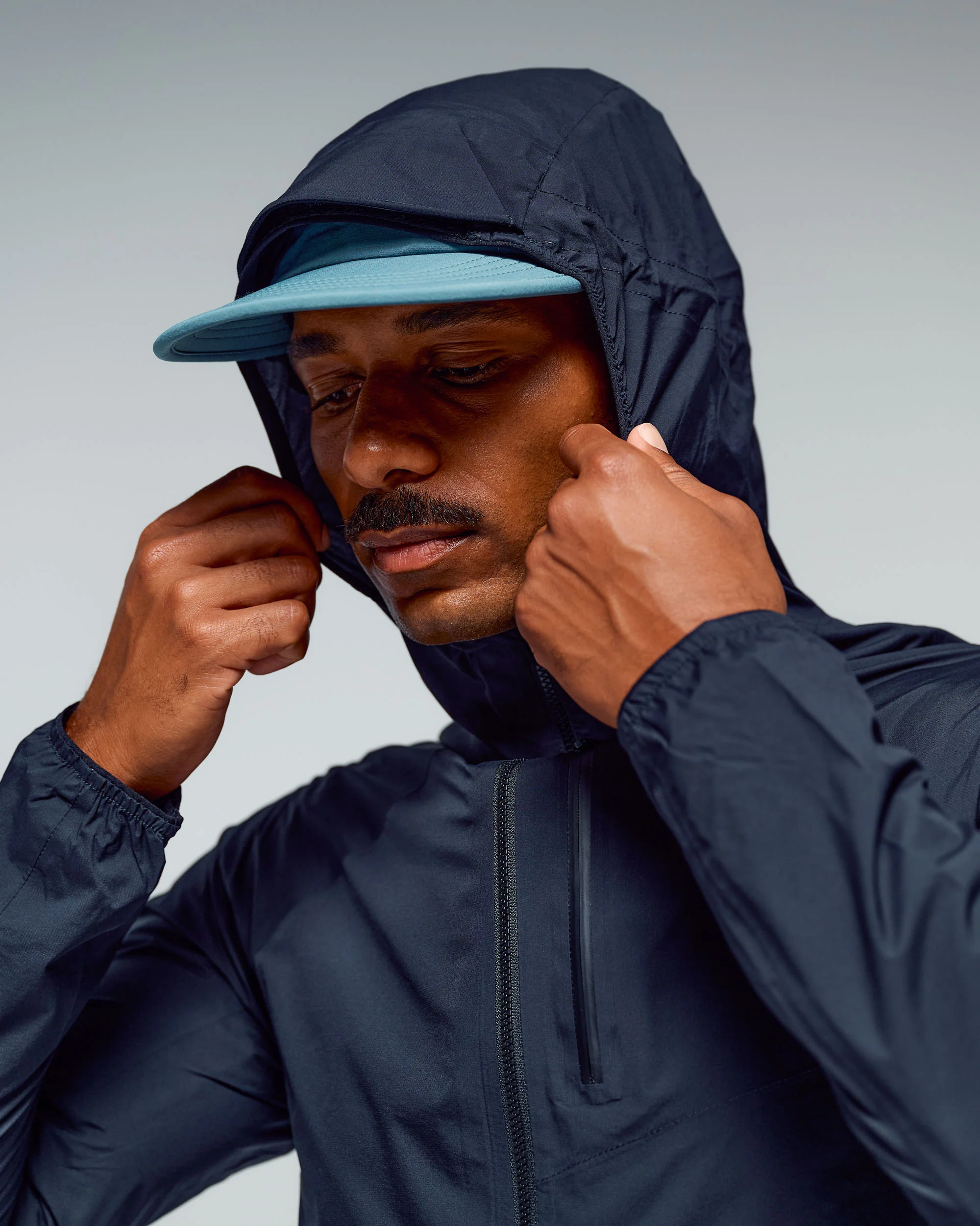 Men's Seeker 2.5L Rain Jacket - Black Stingray - Image 4