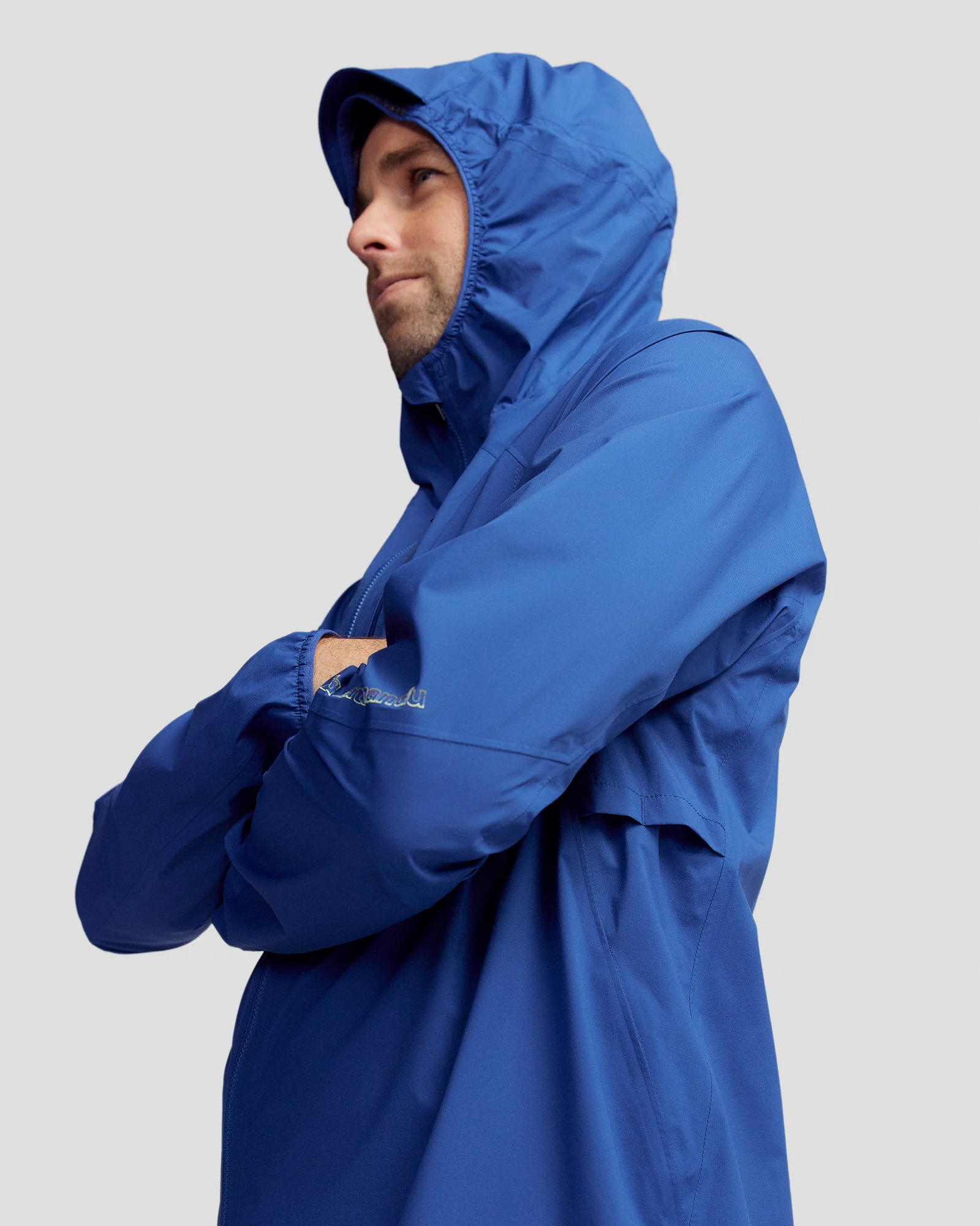Men's Seeker 2.5L Rain Jacket - Bright Navy - Image 6