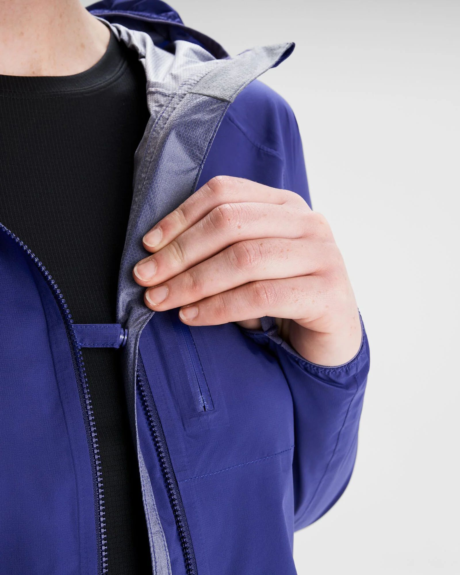 Women's Seeker 2.5L Rain Jacket - Horizon Line - Image 7