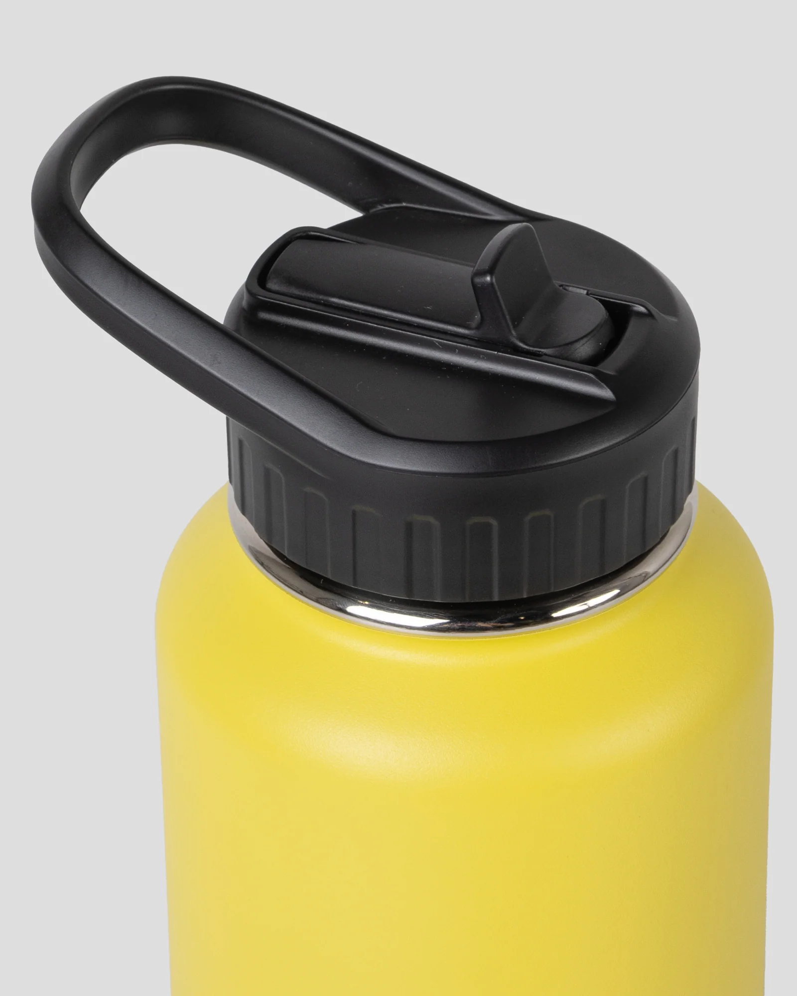 Straw Lid Insulated Bottle - 950 ml - Bright Moss - Image 2