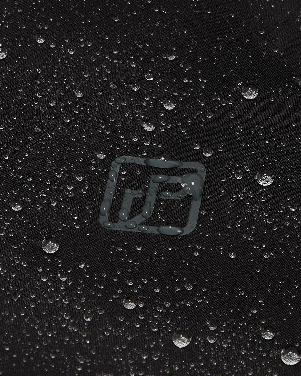 Women's Trailhead 2L Insulated Rain Jacket - Black Stingray - Image 10