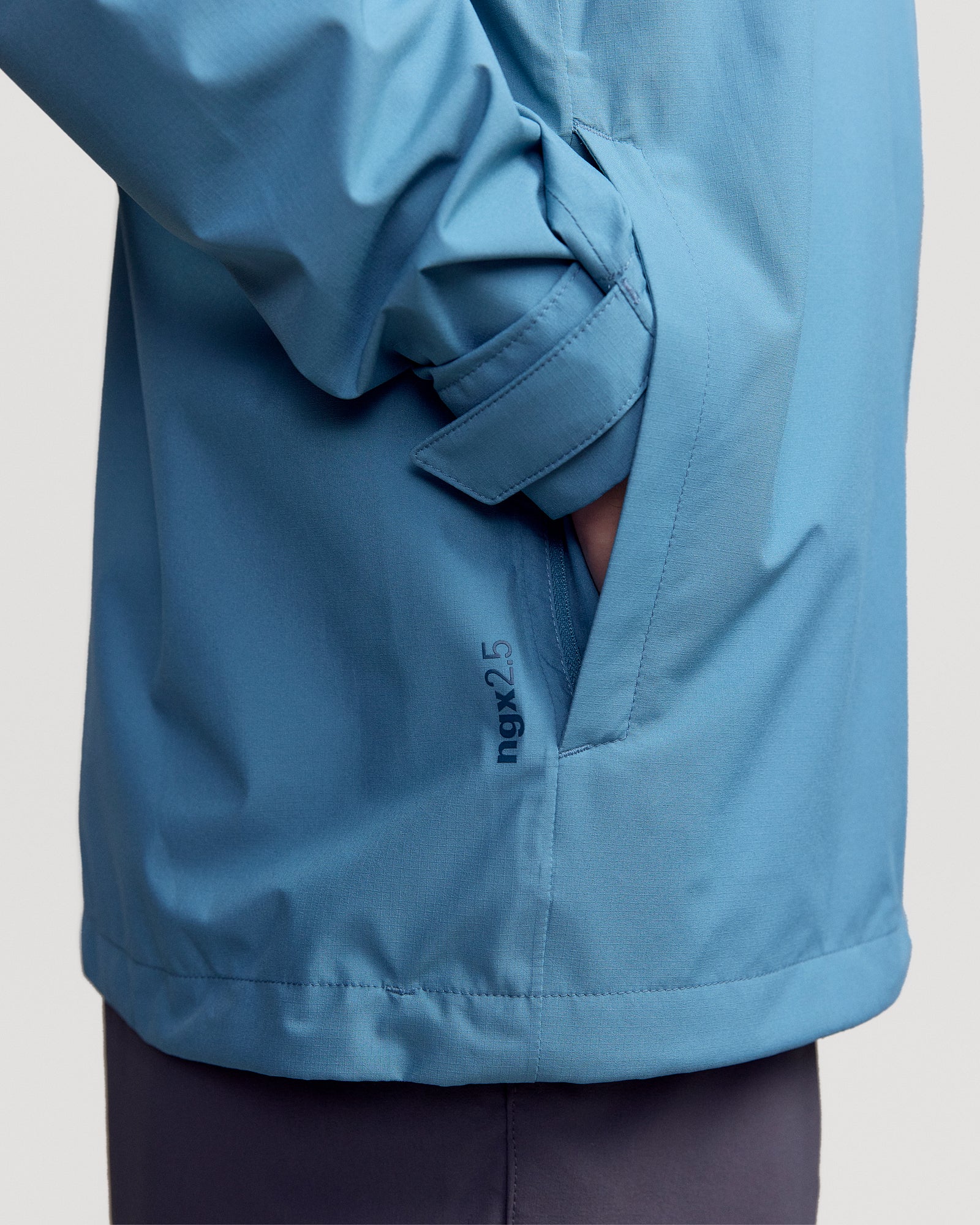 Men's Trailhead Stretch 2.5L Rain Jacket - Washed Blue - Image 6