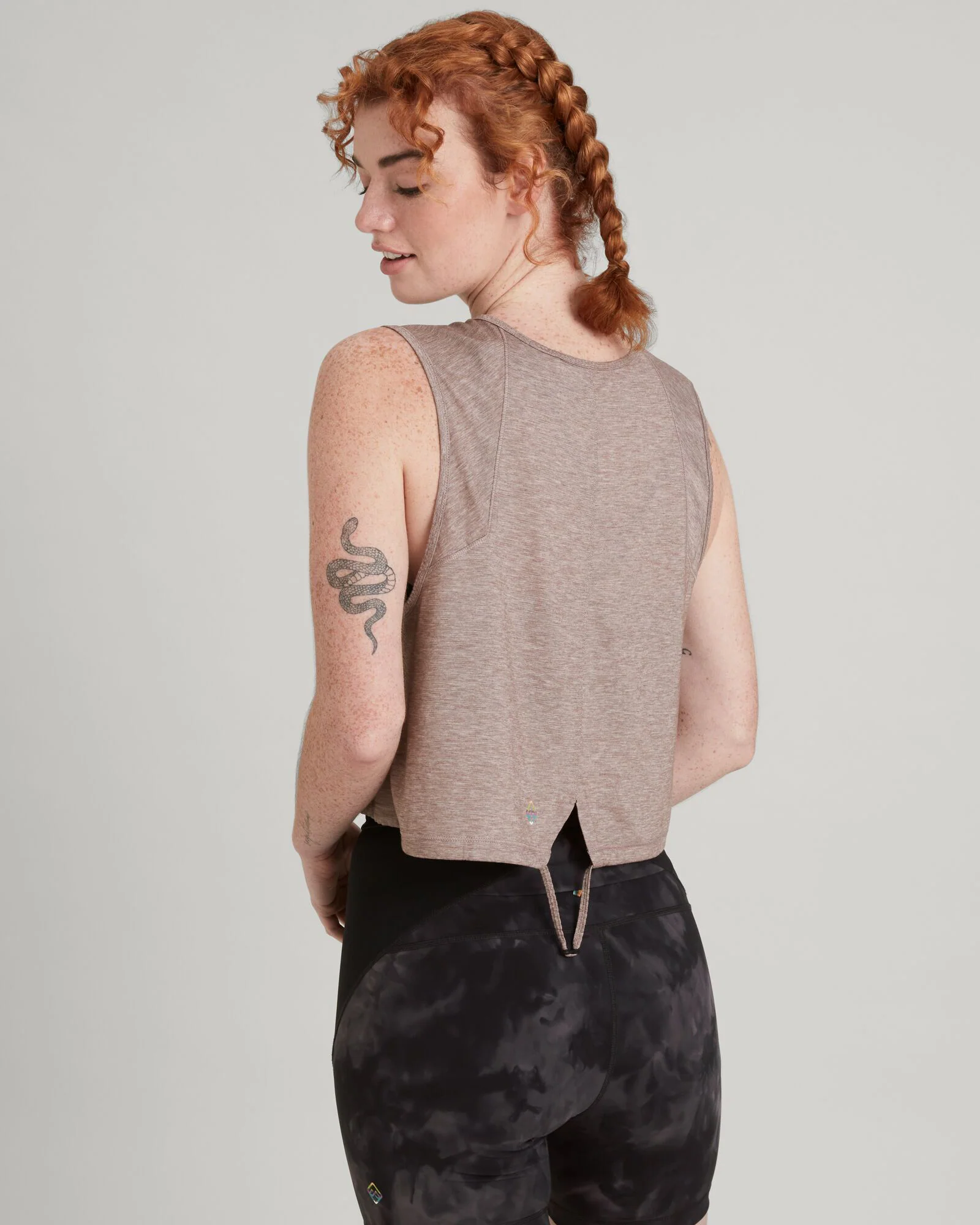 WELL.DER.NESS Go Women's Tank Top - Taupe - Image 4