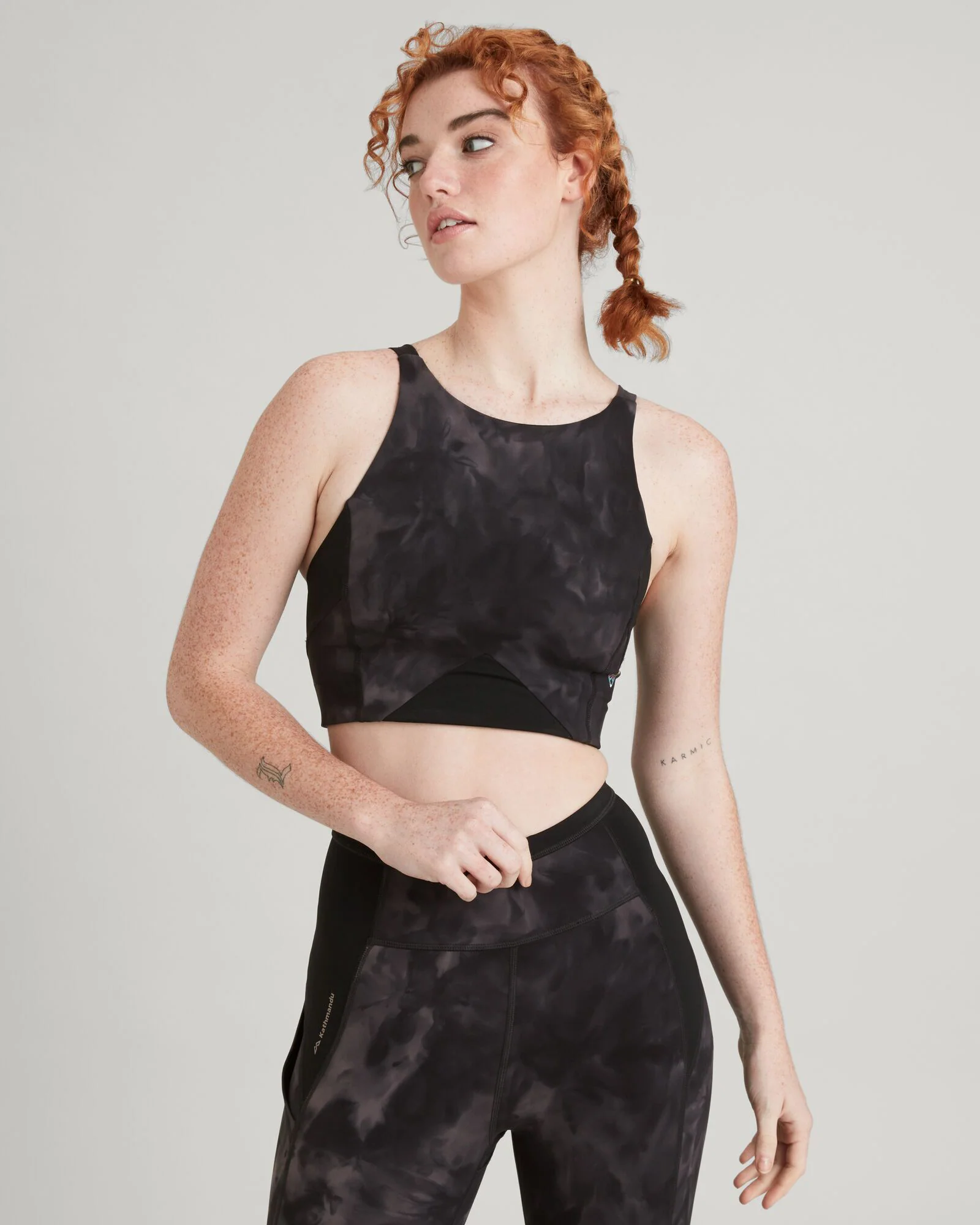 WELL.DER.NESS Move Women's Crop Top - Light Quartz Sunburst Print