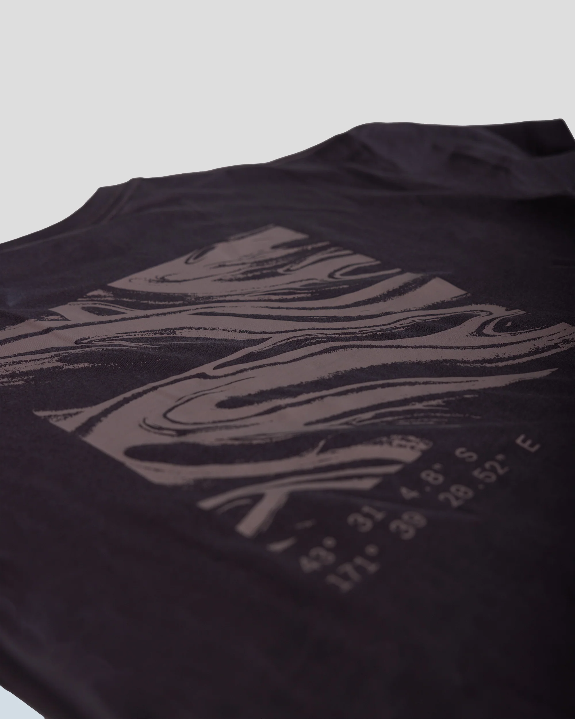 Women's Braided River Organic Cotton T-Shirt - Washed Black - Image 2